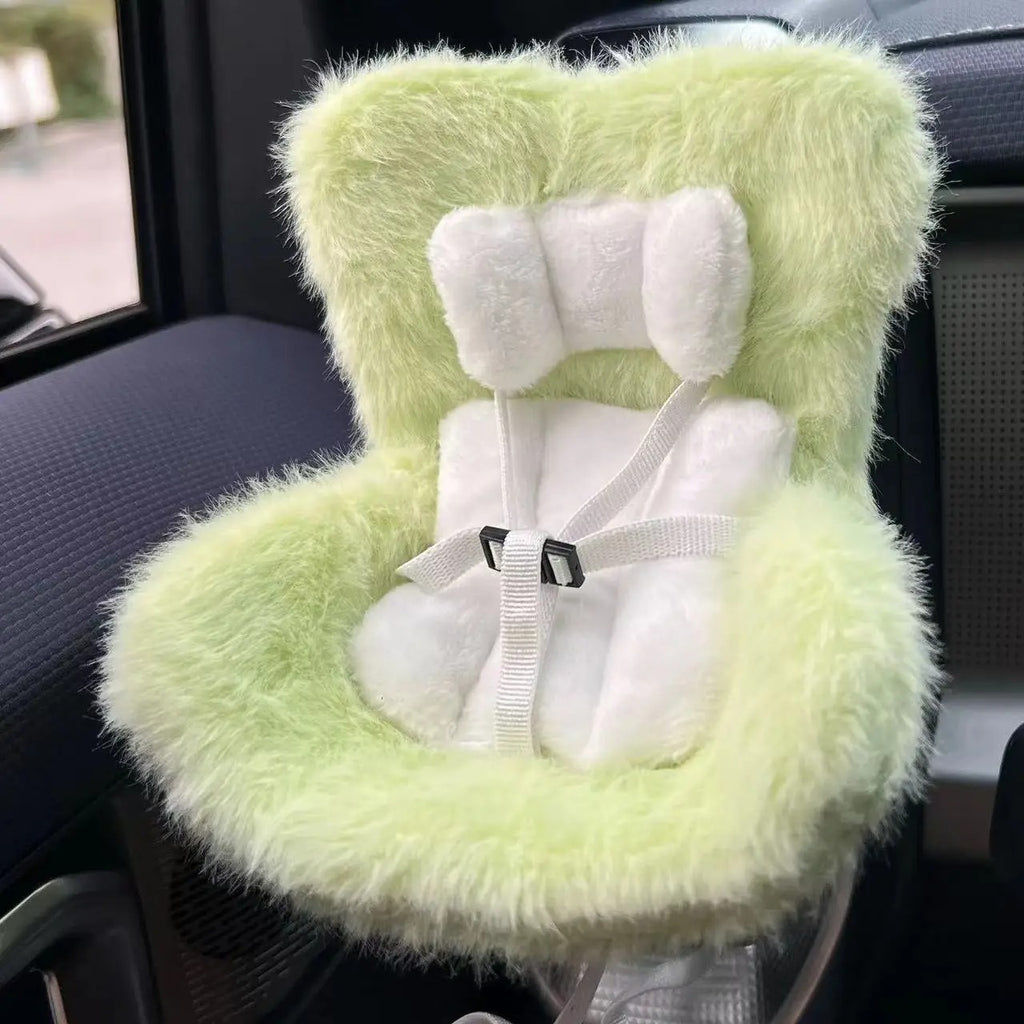 NO DOLL - LABUBU CAR SEAT